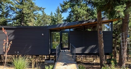 Happenstance Vineyards 2 Bedroom Home