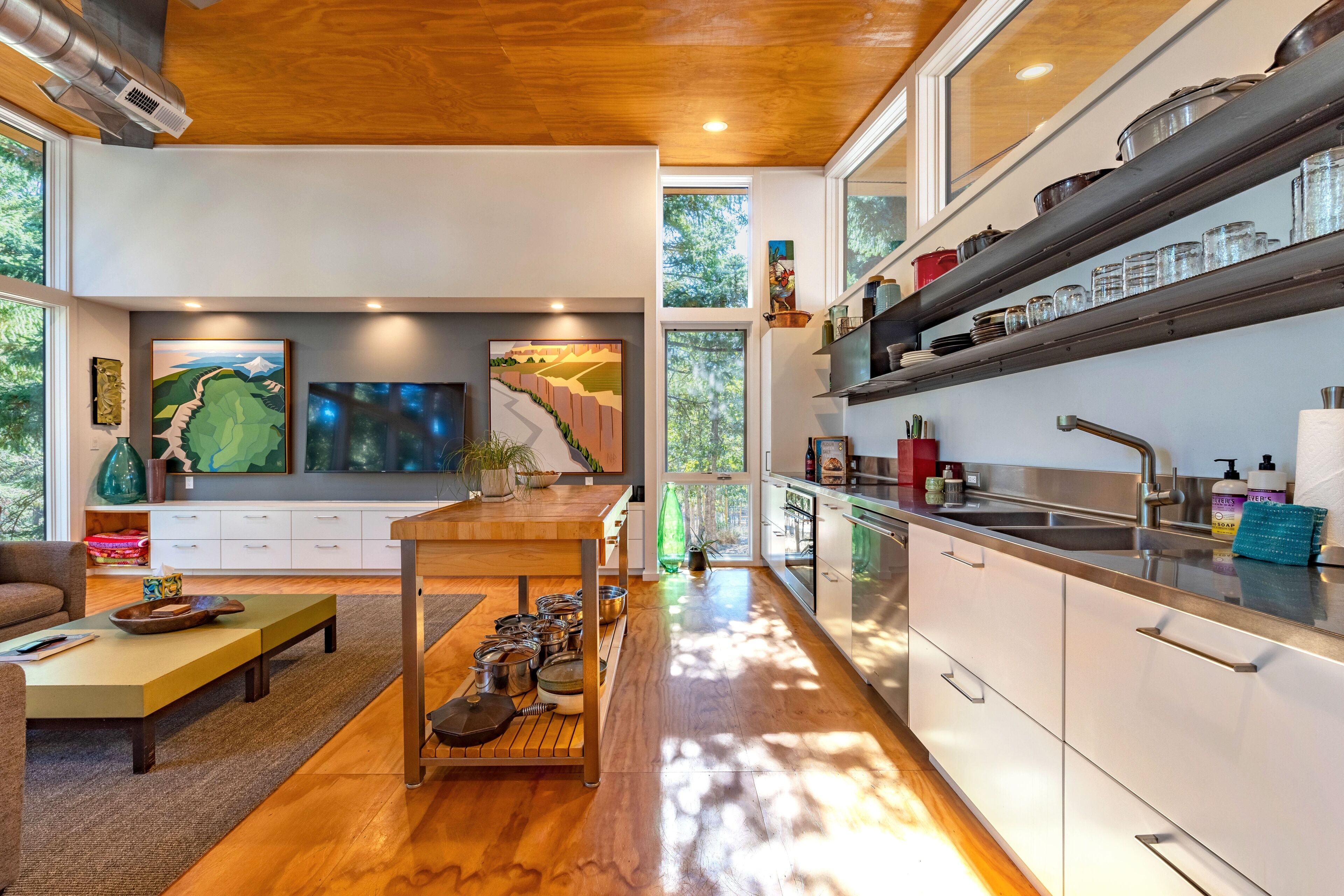 Nhà, 2 phòng ngủ | Bếp riêng | Tủ lạnh, lò nướng, dụng cụ pha cà phê/trà, lò nướng bánh mì 