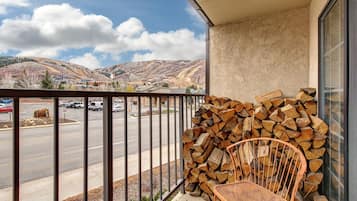 Condo, 1 Bedroom | Property grounds