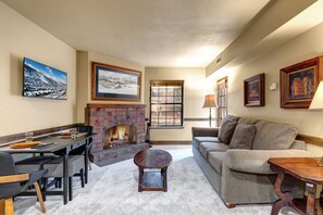 Appart'hôtel, 1 chambre | Coin séjour