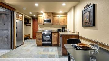 Condo, 1 Bedroom | Private kitchen | Fridge, coffee/tea maker, toaster