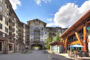 Condo, 3 Bedrooms | Exterior