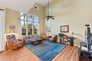 Appart'hôtel, 2 chambres | Coin séjour