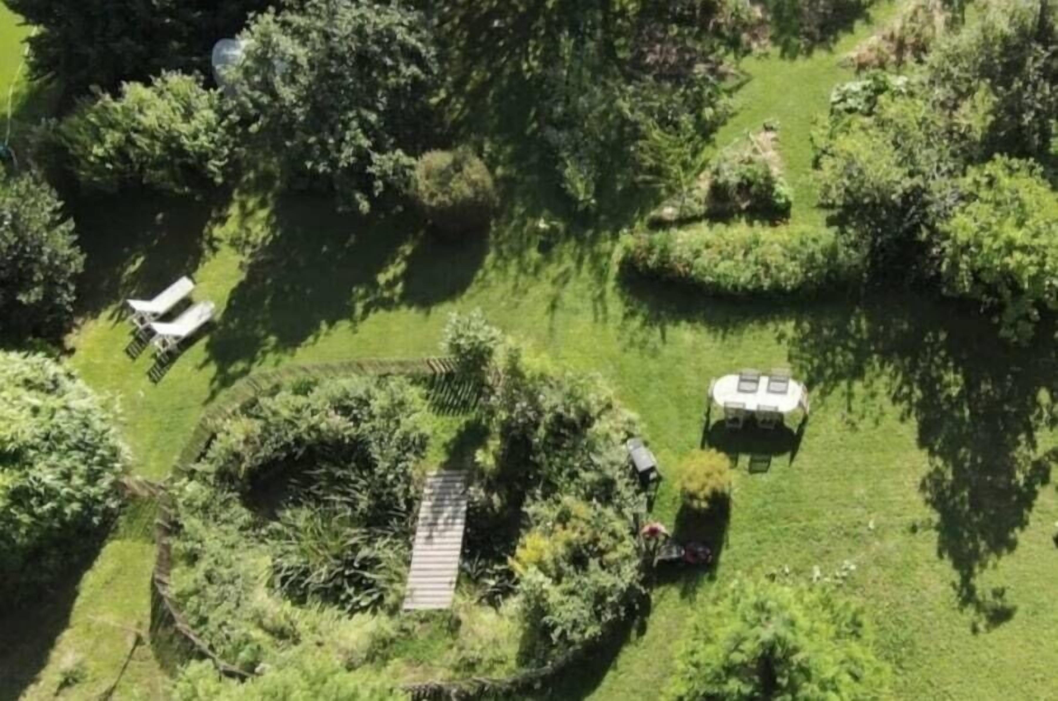 บริเวณภายนอก