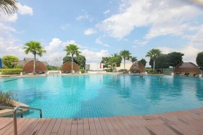 Almas suites Iskandar @ Puteri Harbour Johor By The One