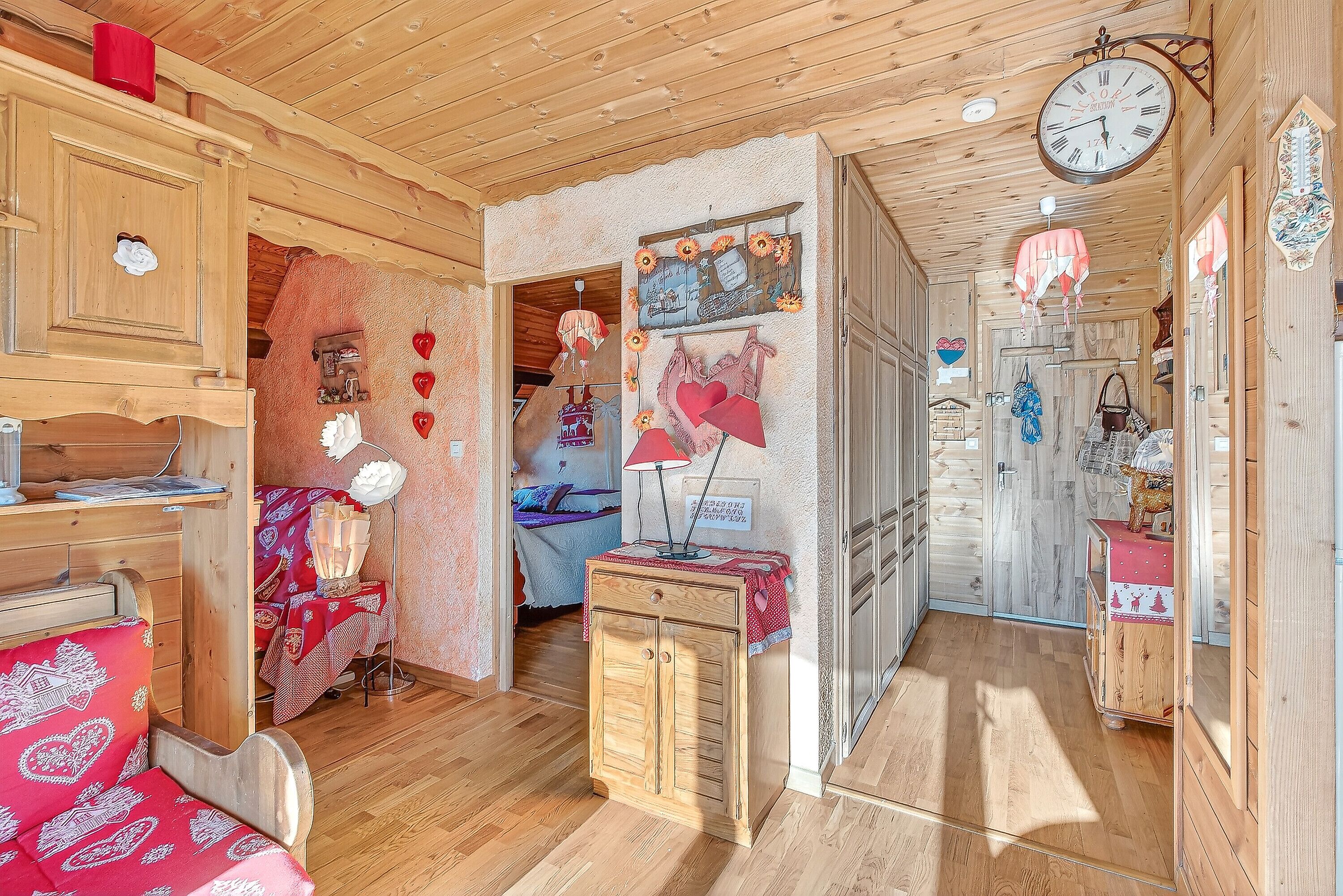 2 bedrooms, iron/ironing board