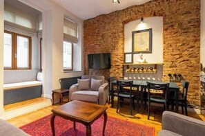 Room - Ganbaru Tours - Private Triplex&Duplex (Istanbul)