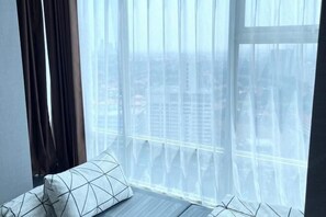 Interior - 2 BR ANDERSON 25floor above pakuwon mall the biggest shopping center (Wiyung)