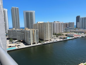 Vista al lago