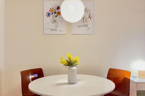 Unclassified image, 5 of 28, button - CUBE STAY KITA-TOKYO (Tokyo)