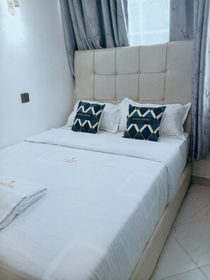 1 bedroom, WiFi, bed sheets