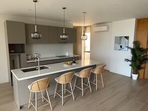 Paper towels - Cebu House with Stunning View! (Cebu City)