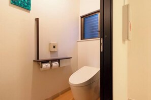 Bathroom - AOU･KOUCHA (Osaka)