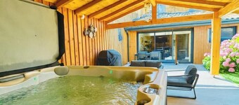 La Bulle Médocaine - Upscale cocoon with private Jacuzzi