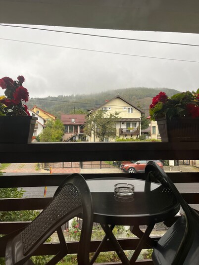 ブラン モイエチウ エスケープ by BuySellRent