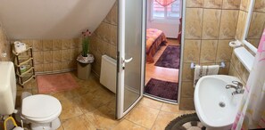 무료 세면용품, 헤어드라이어, 타월, 비누