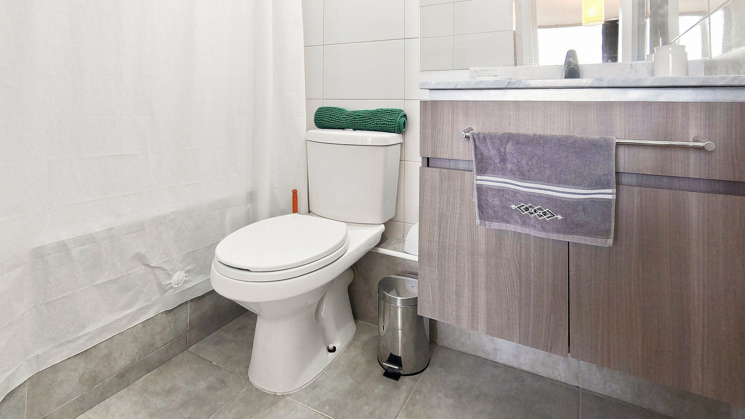 Apartment | Bathroom