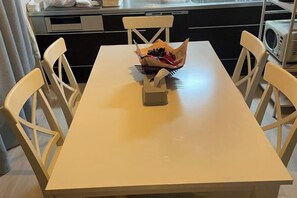 تناول الطعام