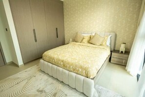 Room - MH – Act One Act Two – Down Town – 1BHK – REF504 (Dubai)