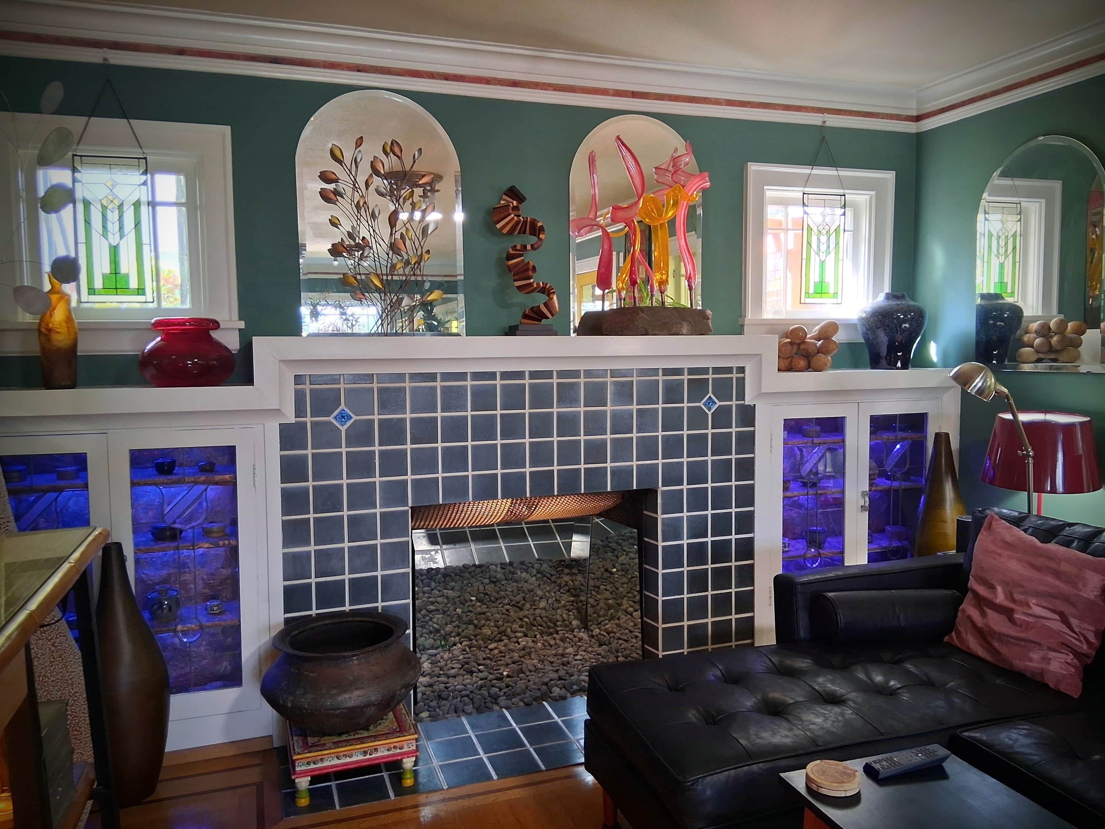 المنشأة من الداخل