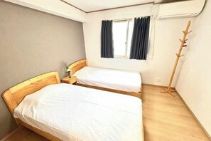 Room - Kayo, Nijo Minami, 6 minutes walk from Nijo Station, quiet house (Kyoto)
