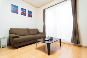 Room - Kayo, Nijo Minami, 6 minutes walk from Nijo Station, quiet house (Kyoto)