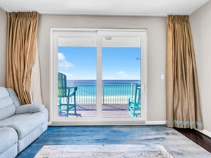 Leilighet, flere senger (Sterling Reef 501) | Oppholdsområde | TV-spill