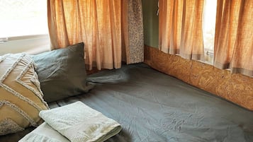 Bügeleisen/Bügelbrett, WLAN, Bettwäsche