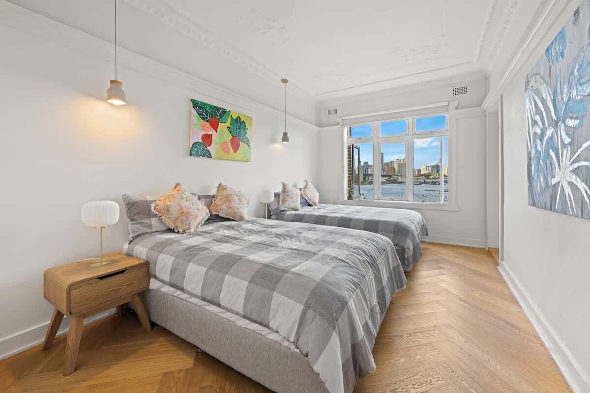 1 bedroom, iron/ironing board, travel crib, WiFi