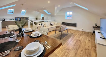 Central duplex Apartment in Leamington Spa