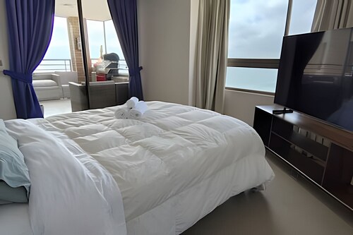 Oceana Suites Sunset Valley