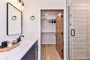 Hair dryer, towels