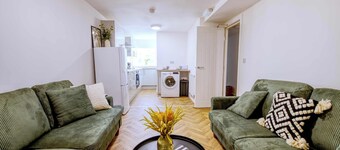 Contractor 5-Bed 3-Bath Central Redcar