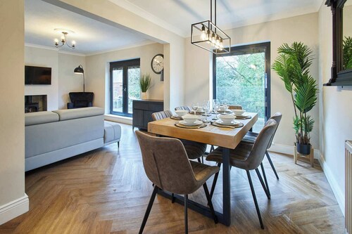 Great Ayton Townhouse Retreat-Sleeps 6-3Bed-2Bath