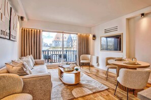 TV - Appartement de Charme au coeur de Deauville (Deauville)