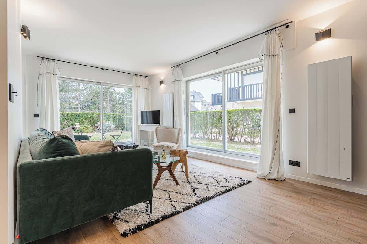 リビング エリア