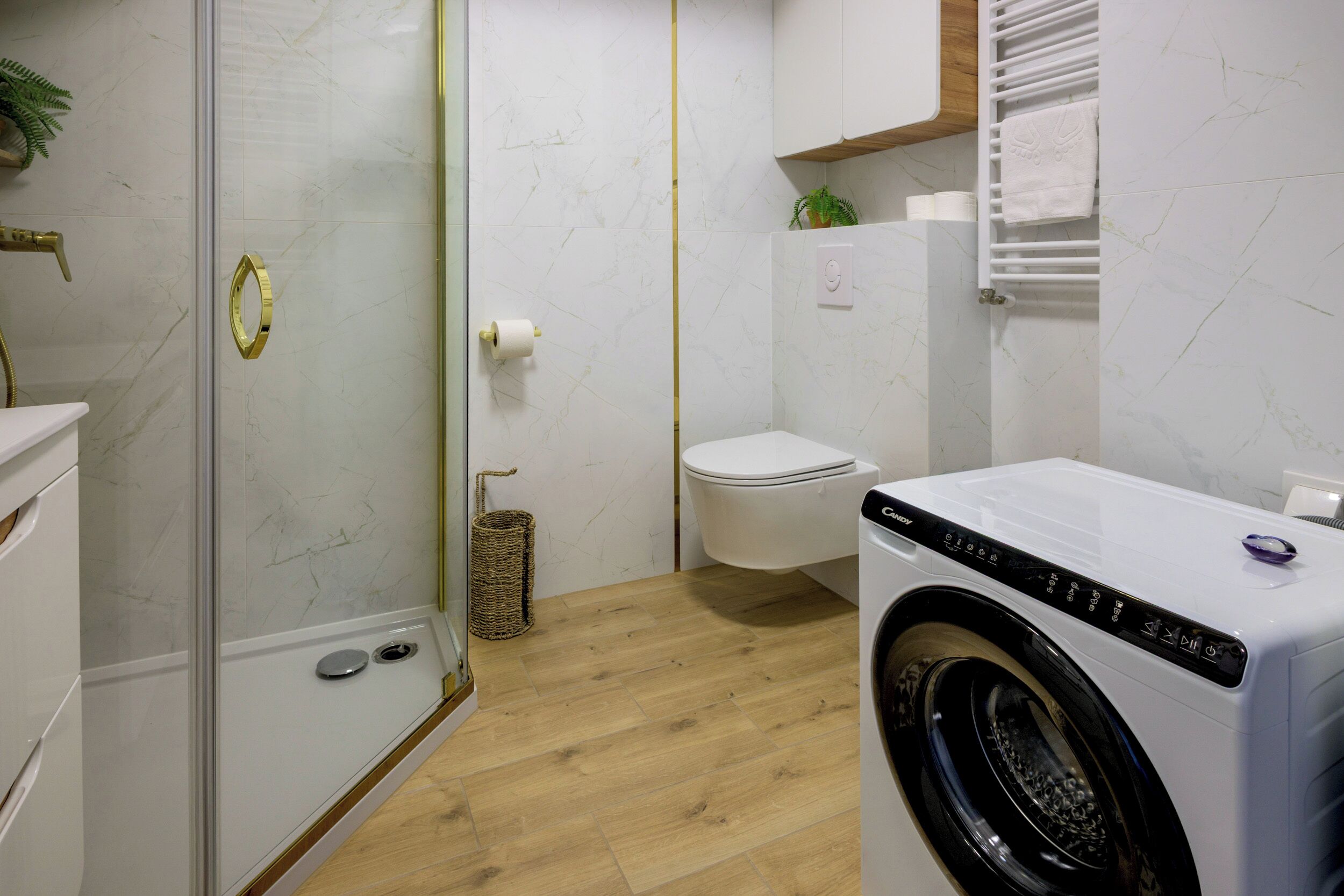 Studio, balkong | Bad