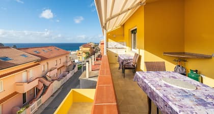 Maison de Vacances 'Sole E Mare Buggerru - Appartamento' avec Vue sur la Mer, Terrasse Privée et Climatisation