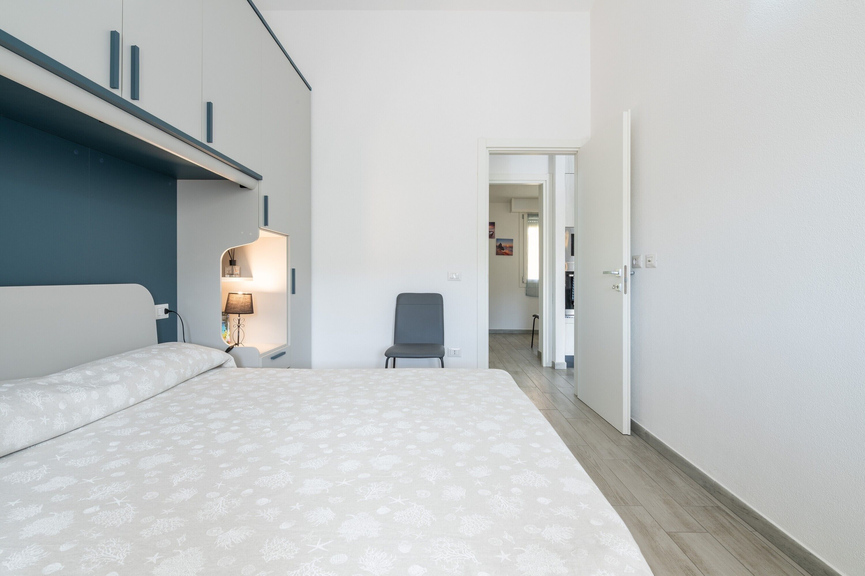 2 chambres, fer et planche à repasser, draps fournis