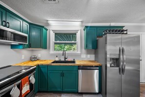 Microwave, oven, stovetop, dishwasher