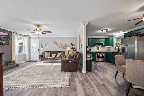 Nashville River Retreat 3BR 5 minutes to the Grand Ole Opry