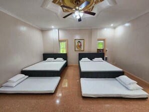 6 bedrooms, WiFi, wheelchair access