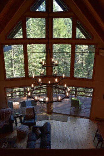 Cloudcroft Hideaway - No Neighbors, Just Nature! Modern Cabin Vibe and SAUNA!