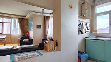 Setrika/meja setrika dan Wi-Fi gratis