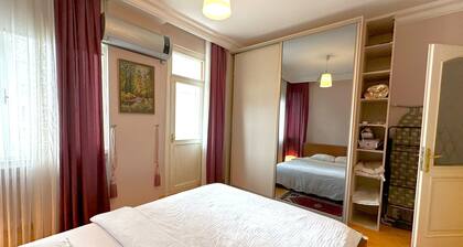 Cozy Apartment in Kadıkoy Baghdad Avenue