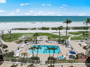 Outdoor pool - Estero Beach Tennis Club 708c Sunrise Sunset View (Fort Myers Beach)