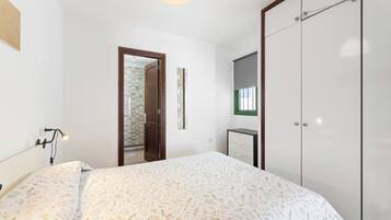 1 camera, ferro/asse da stiro, Wi-Fi, lenzuola