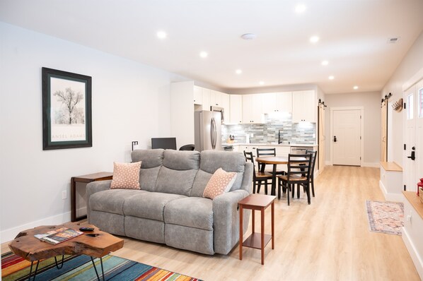 Smart TV y monitor de computadora 