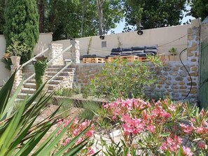 Studio, Garden View | Terrace/patio
