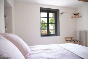 Classic Double Room, Garden View | Free WiFi